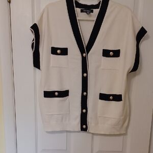 Ellen Tracy Sz L, Cream and Black Cardigan with Gold Buttons. NWOT